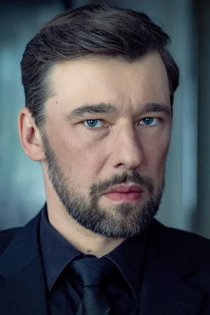 Еркі Лаур