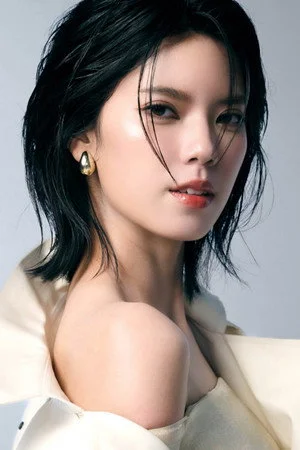 Apisara Lertwisettheerakul