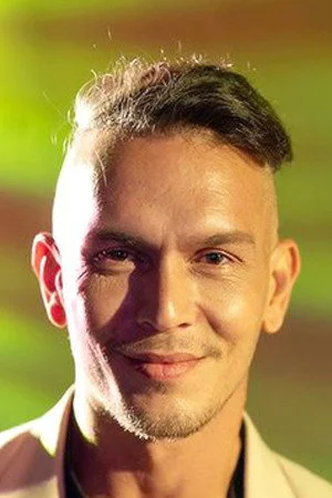 Джонатан Холман