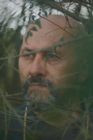 Расджид Сезар