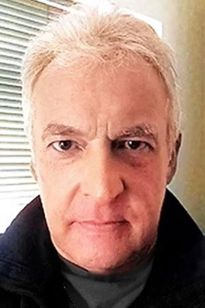 Ден Расселл