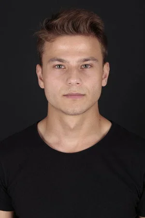 Адем Бал