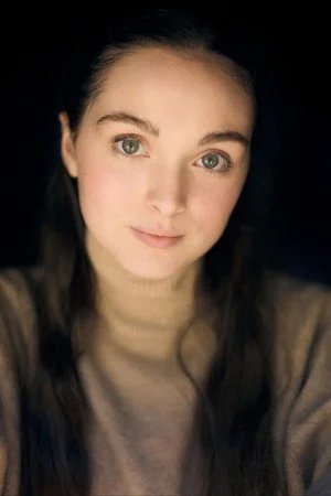 Хлоя Джин Лурдес
