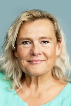 Елла Кеніон