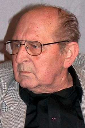 Мартін Холлі