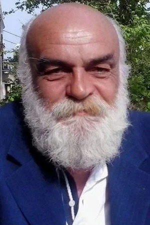 Хюсейн Озай