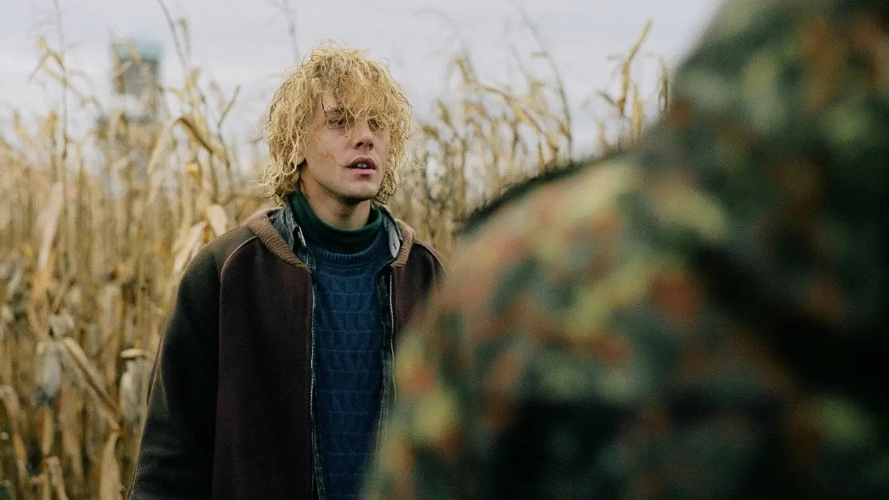 Кадр з фільму «Том на фермі»