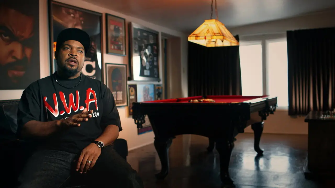 «Непокірні» — кадр з 2 серії 1 сезону