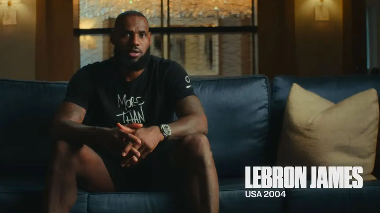 Кадр з фільму «Redeem Team: Тріумф баскетбольної збірної США»