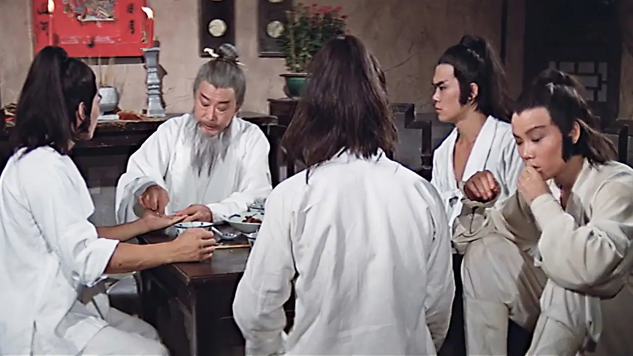Кадр з фільму «Кульгаві месники»