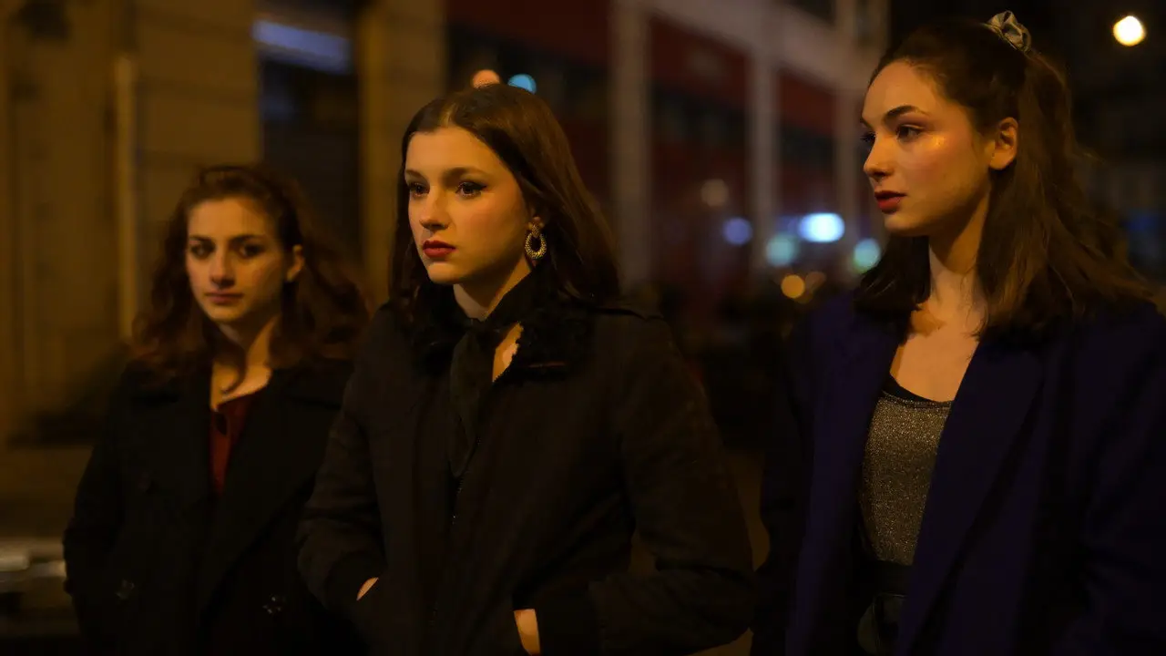 Кадр з фільму «Стелла в Парижі»