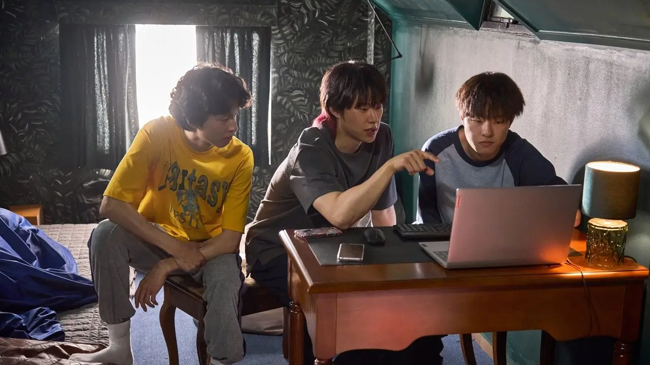 Кадр з фільму «Ботоферма»