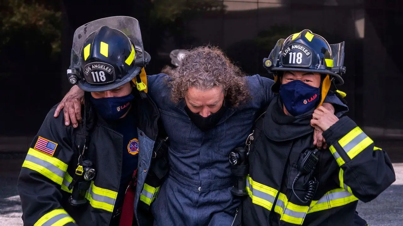 «9-1-1» — кадр з 4 серії 4 сезону