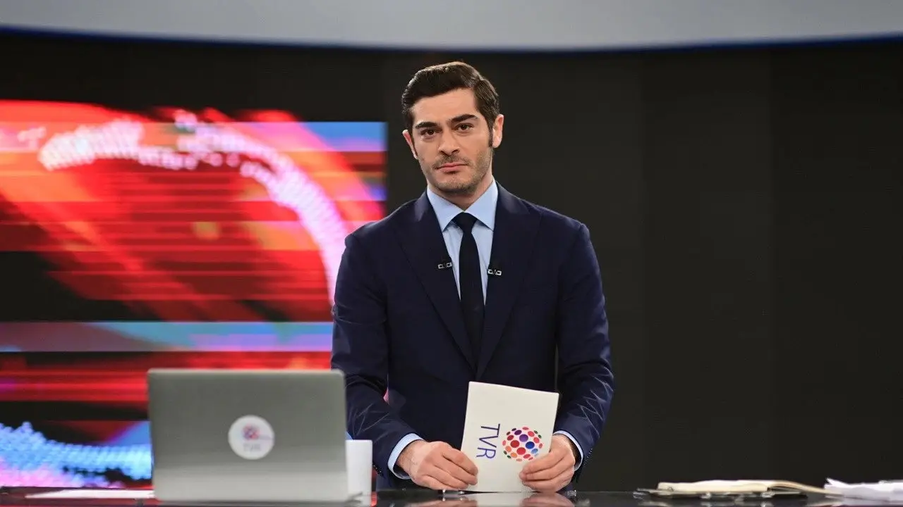 «Зовсім інша людина» — кадр з 1 серії 1 сезону