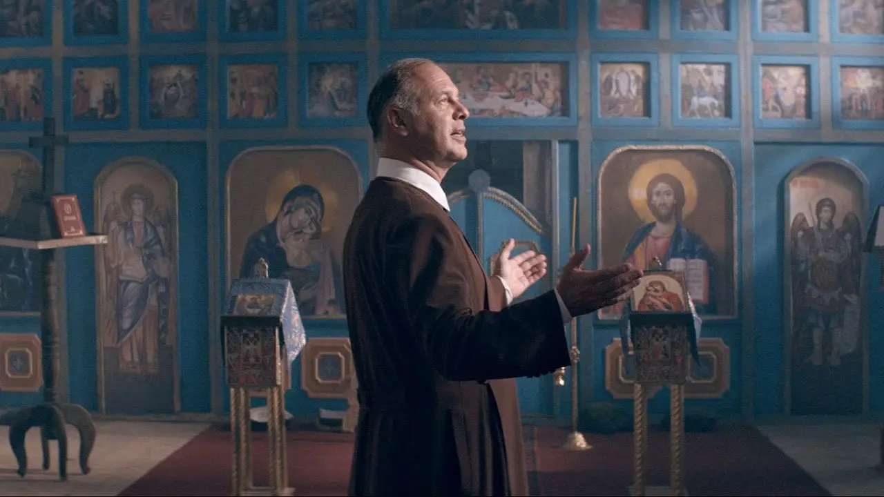 Кадр з фільму «На крок позаду серафима»