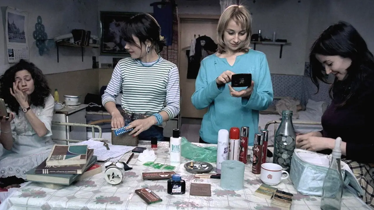 Кадр з фільму «Чотири місяці, три тижні і два дні»