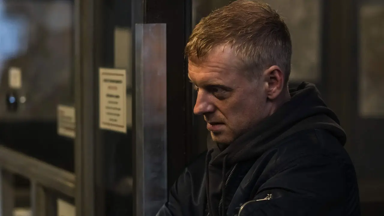 «Відлига» — кадр з 3 серії 1 сезону