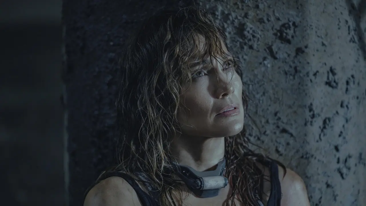 Кадр з фільму «Атлас»