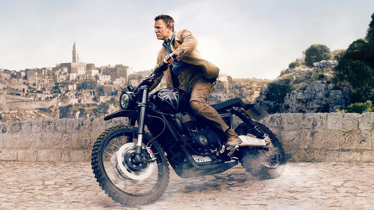 Кадр з фільму «007: Не час помирати»