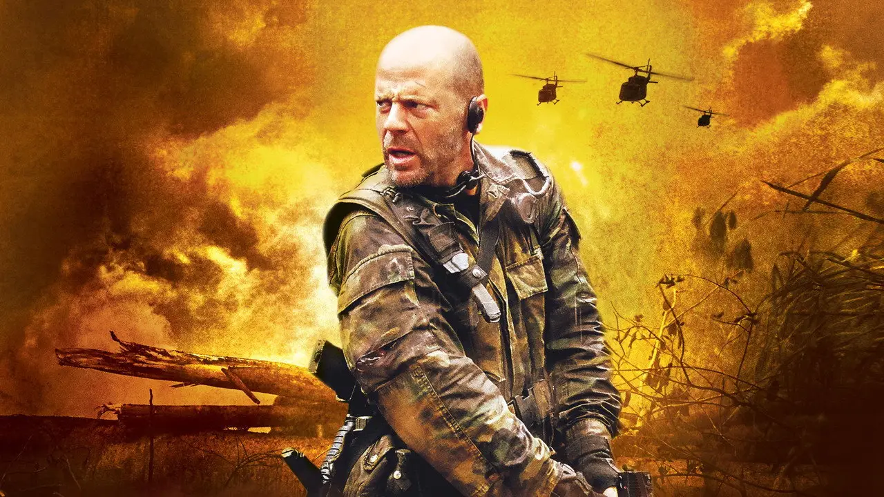 Кадр з фільму «Сльози сонця»