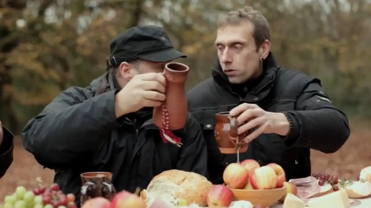 Кадр з фільму «Перехід до середньовіччя / Cередньовіччя з середини»