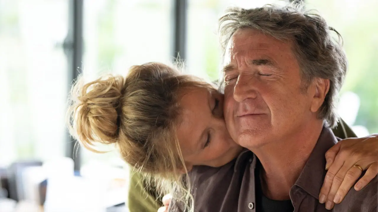 Кадр з фільму «Дорослі іграшки / Іграшка для дорослих»