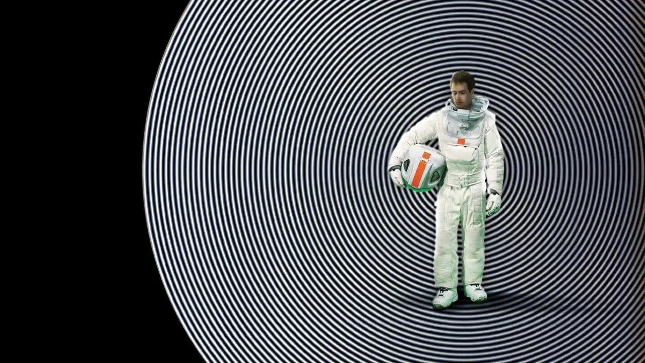 Кадр з фільму «Місяць / Місяць 2112»