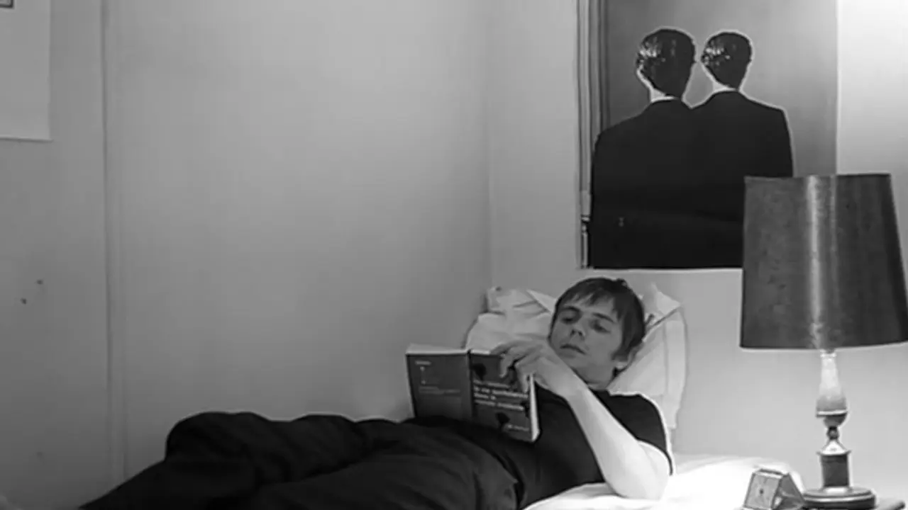 Кадр з фільму «Людина, що спить»